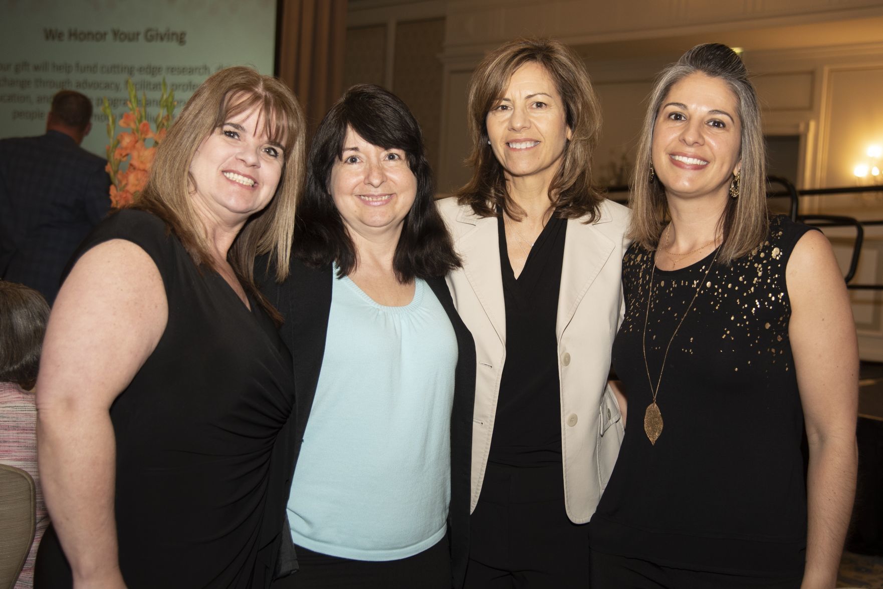 Lisa Brockmann, Tracy Kisgen, Linda Luetkemeier, Debora Damjanovic